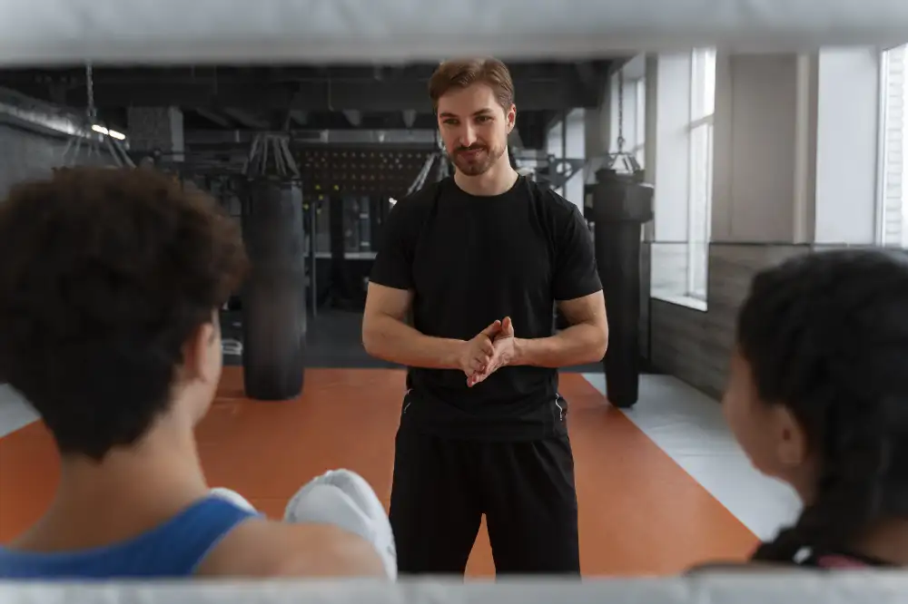 Personal Trainer in Dubai inspiring clients - Pep Talk