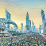 Dubai Fitness Challenge People running on sheikh Zayed Road